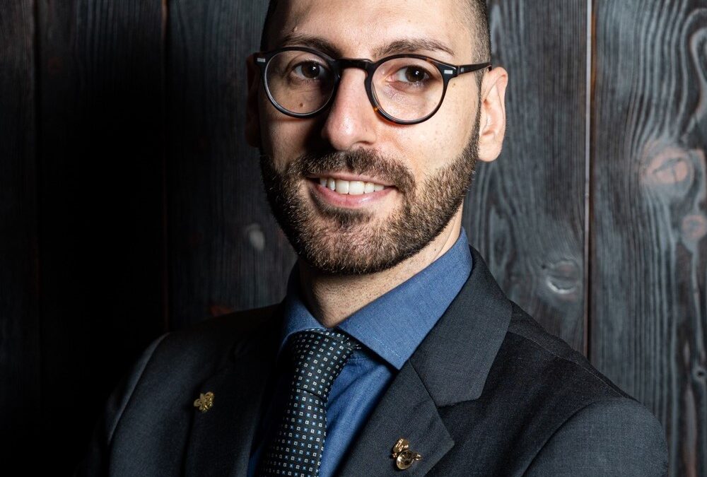 Il vino come viaggio: la storia di un sommelier che ha trasformato la passione in eccellenza